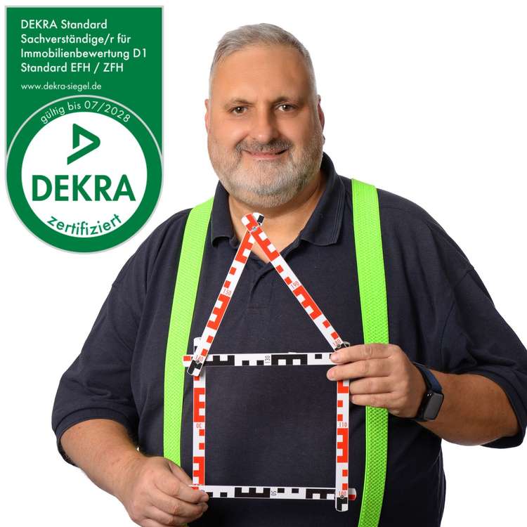 Herr Issinger, Michael 